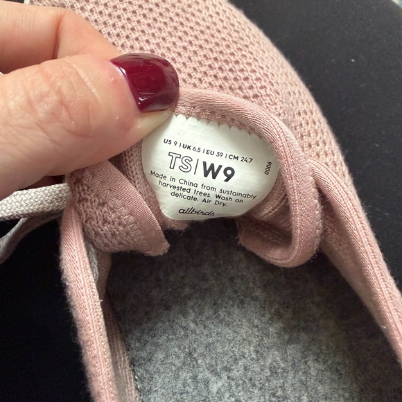 Allbirds Women's Light Pink Tree Skipper shoes size 9 - Picture 5 of 5
